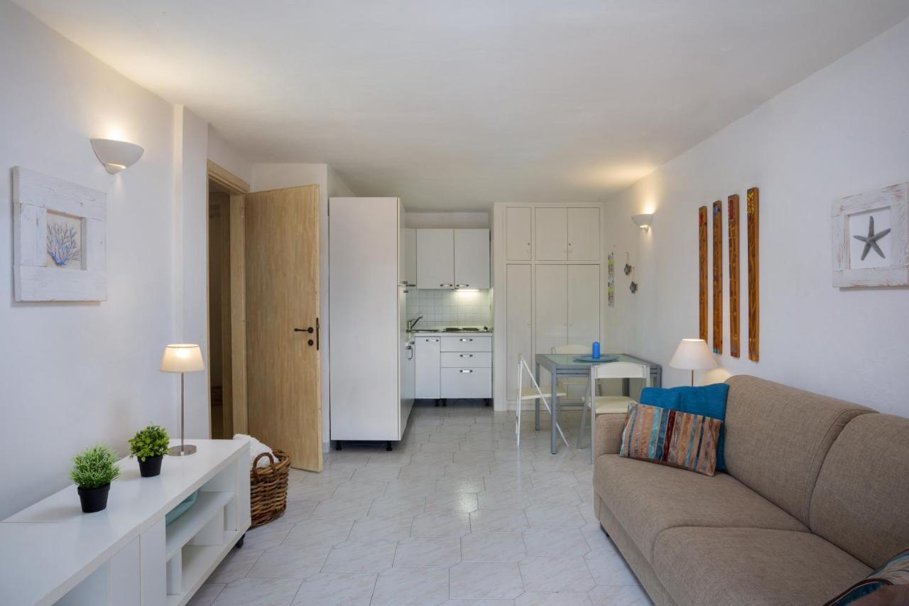 Residence Bougainvillae 리시아 디 바카 외부 사진
